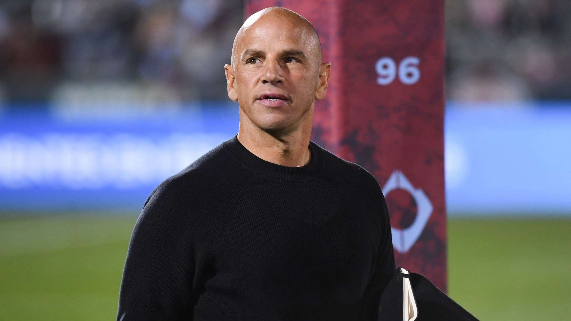 尤其是在与 尤其是在与