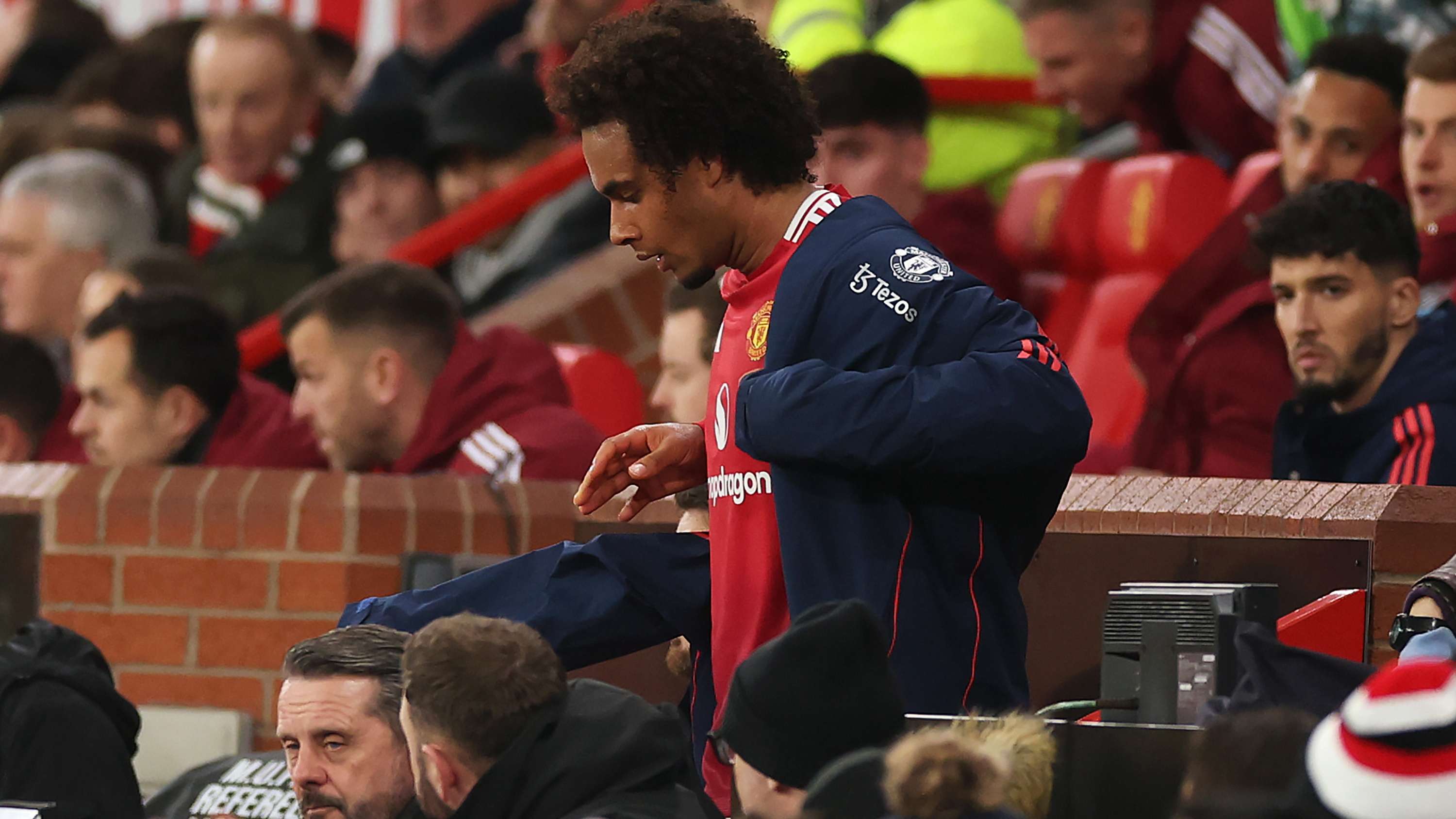 很多人更关 很多人更关